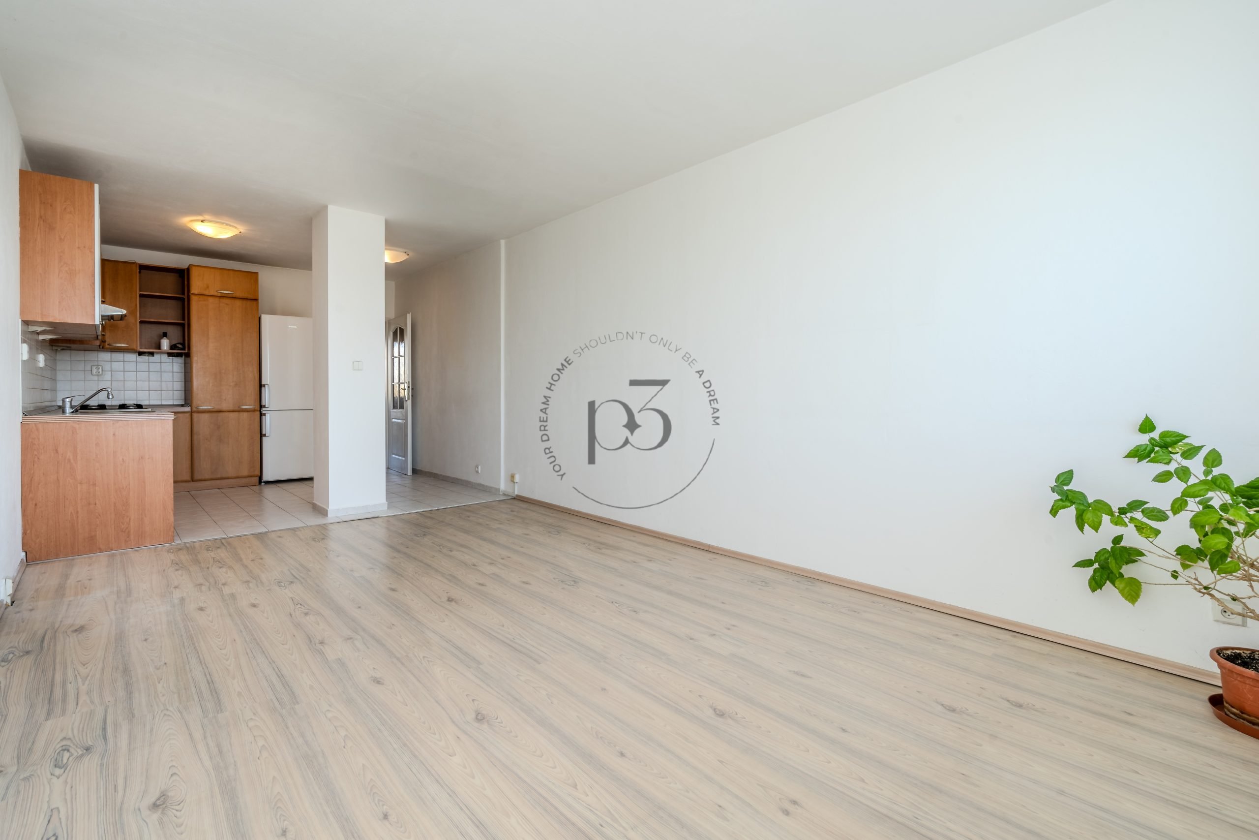 Jarni╠ükova_foto s logem_final-22